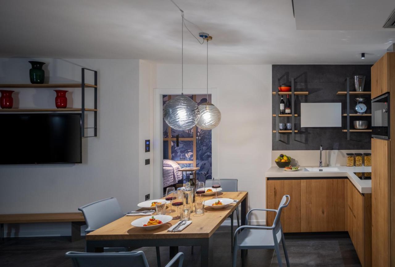 Aris Apartments & Sky Pool - Tonelli Hotels - Adult Friendly Рива-дель-Гарда Экстерьер фото