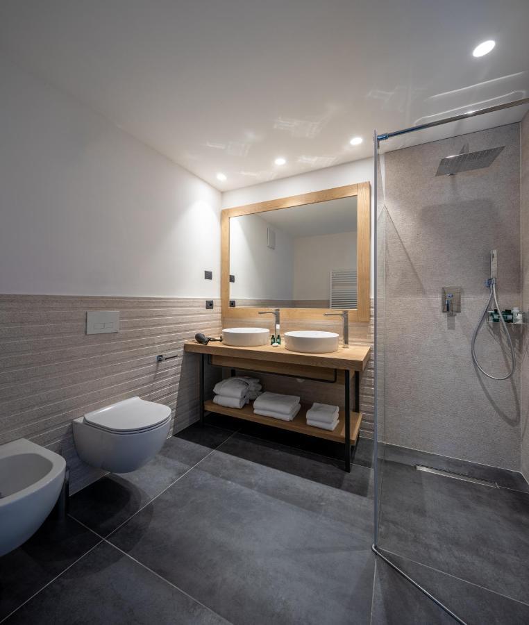 Aris Apartments & Sky Pool - Tonelli Hotels - Adult Friendly Рива-дель-Гарда Экстерьер фото