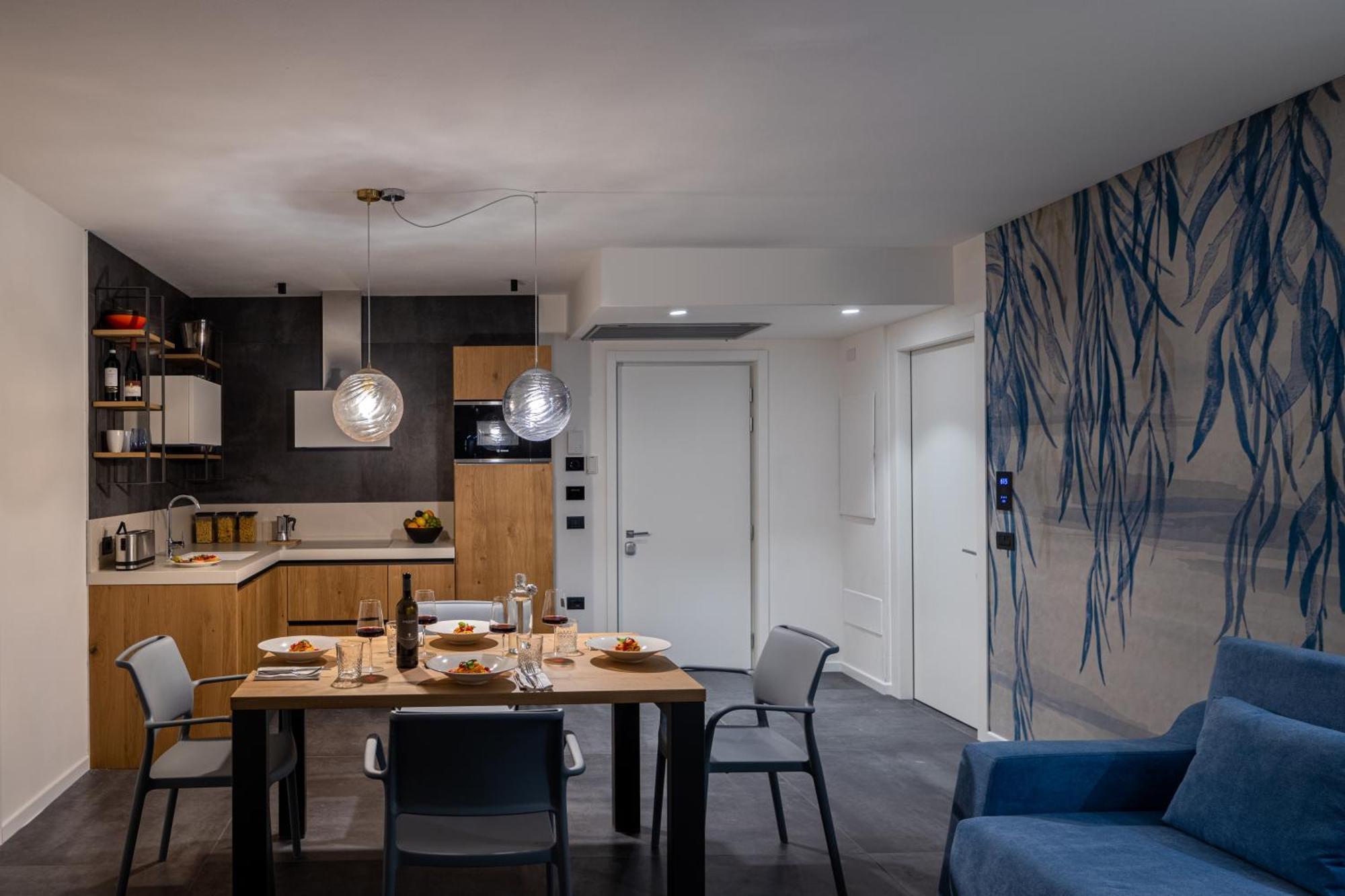 Aris Apartments & Sky Pool - Tonelli Hotels - Adult Friendly Рива-дель-Гарда Экстерьер фото